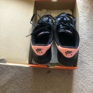 Women’s Nike Air Force 1